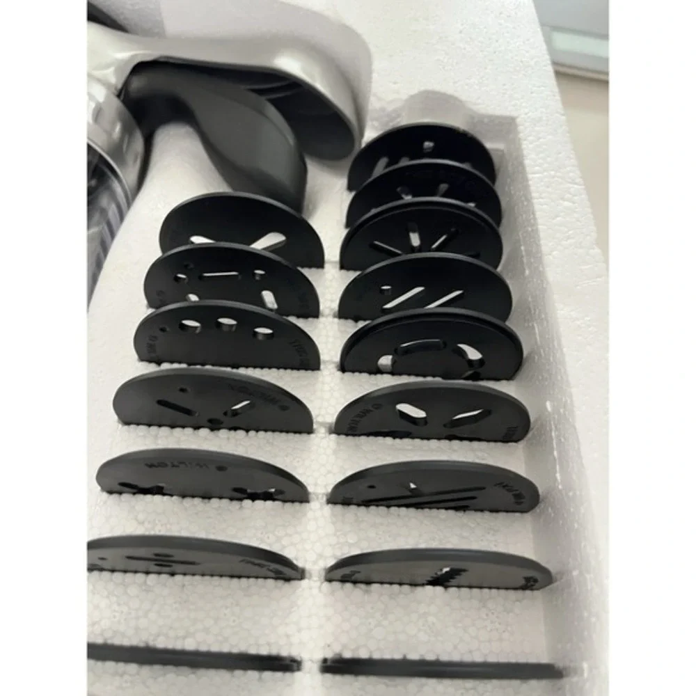 Wilton Cookie Pro Ultra II‎ Cookie Press 16 Shaping Disks Box Booklet Complete